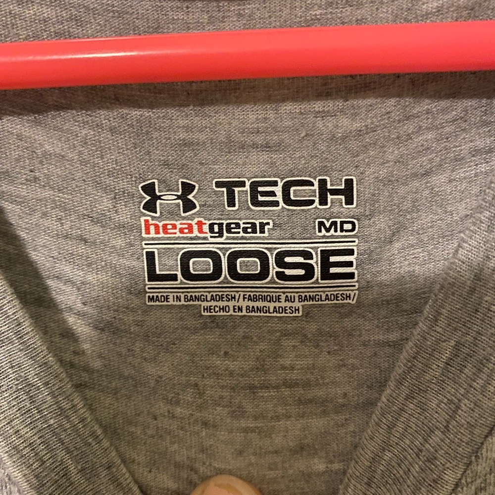 Under Armour V-Neck Tee - Picture 2 of 3